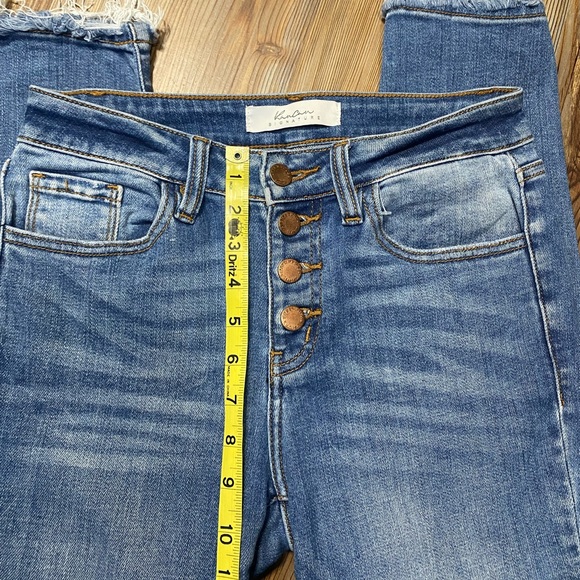 4/$16 KanCan Signature Jeans - Picture 11 of 11